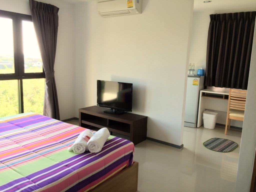 Promsook Apartment Chonburi Quarto foto