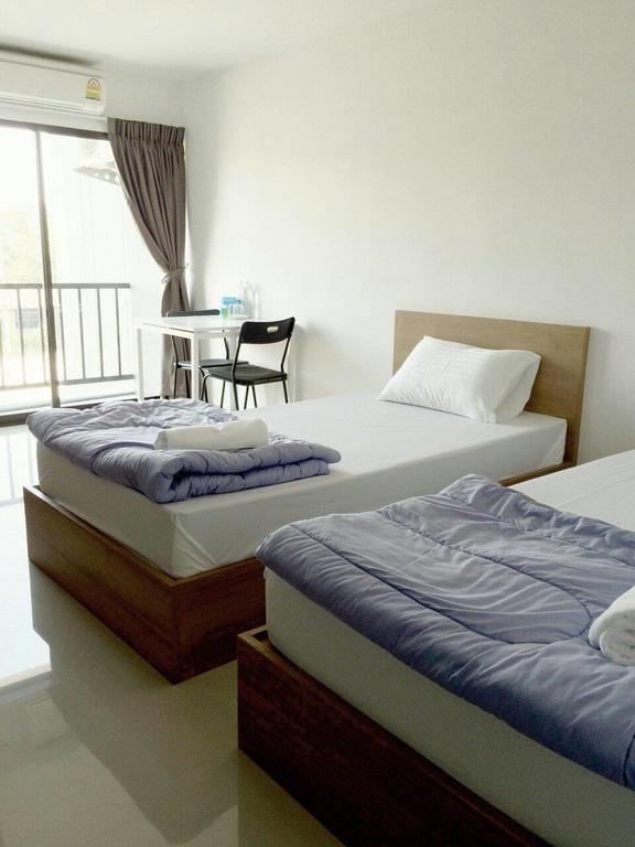 Promsook Apartment Chonburi Quarto foto